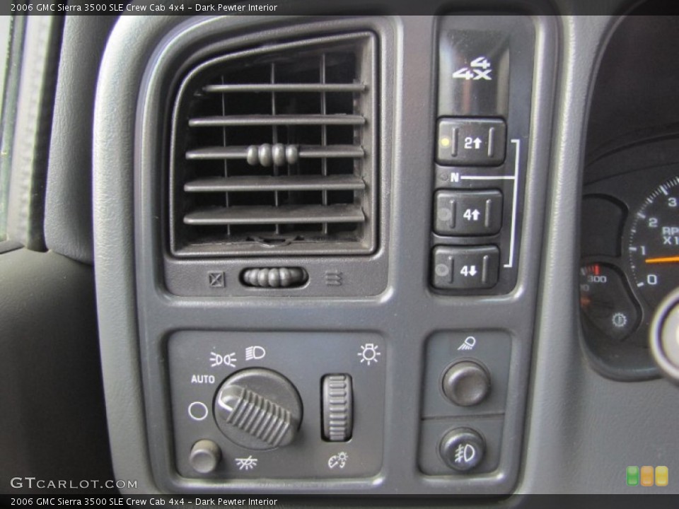 Dark Pewter Interior Controls for the 2006 GMC Sierra 3500 SLE Crew Cab 4x4 #53841357