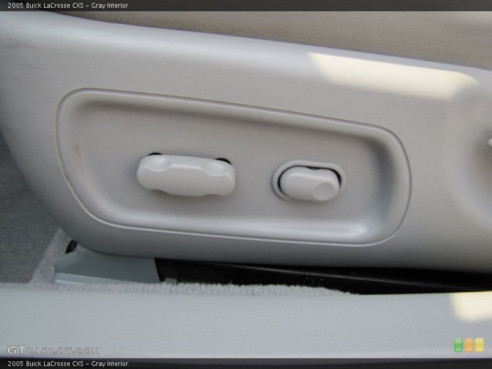 Gray Interior Controls for the 2005 Buick LaCrosse CXS #53841520