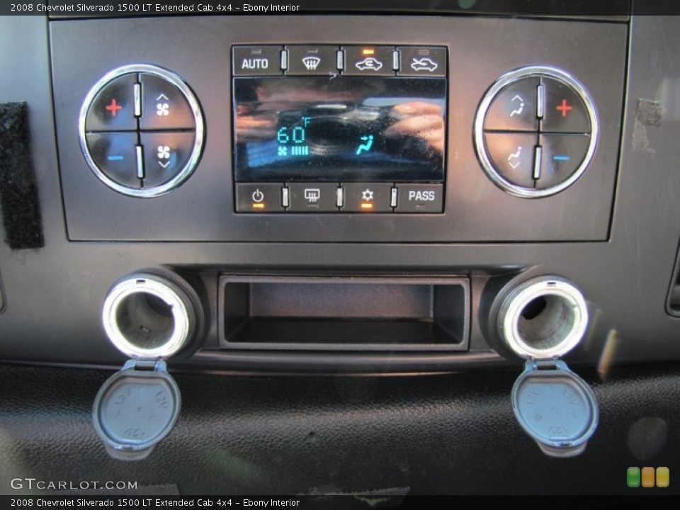 Ebony Interior Controls for the 2008 Chevrolet Silverado 1500 LT Extended Cab 4x4 #53841999