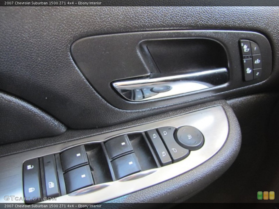 Ebony Interior Controls for the 2007 Chevrolet Suburban 1500 Z71 4x4 #53842392