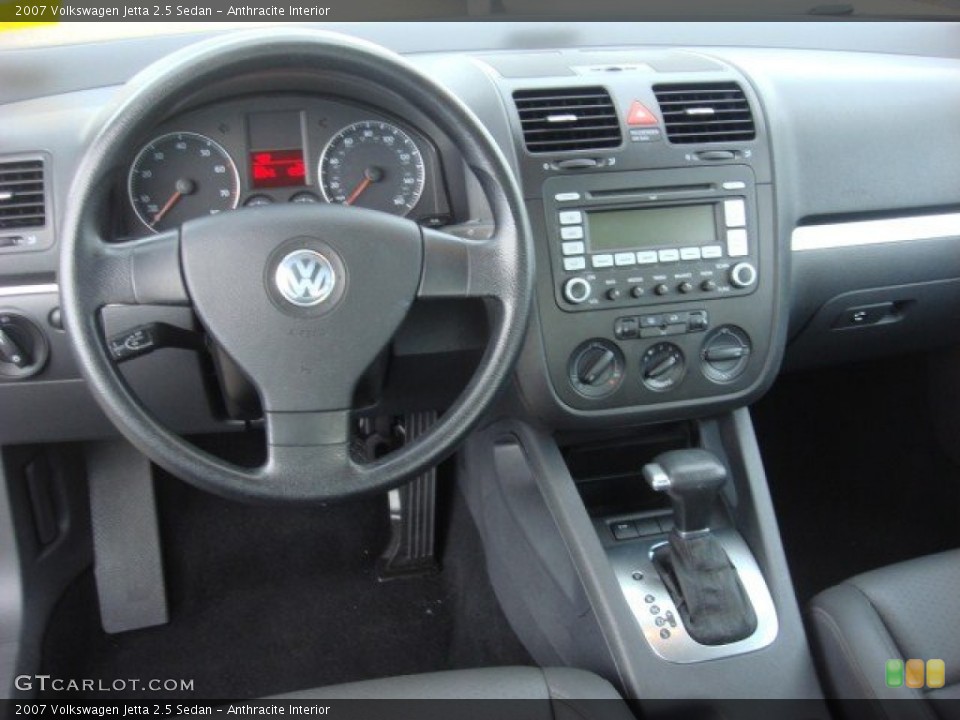 Anthracite Interior Dashboard for the 2007 Volkswagen Jetta 2.5 Sedan #53844441