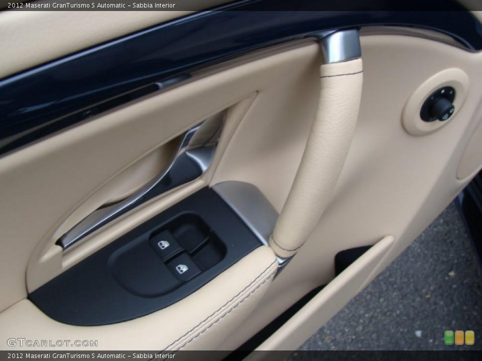 Sabbia Interior Controls for the 2012 Maserati GranTurismo S Automatic #53846499