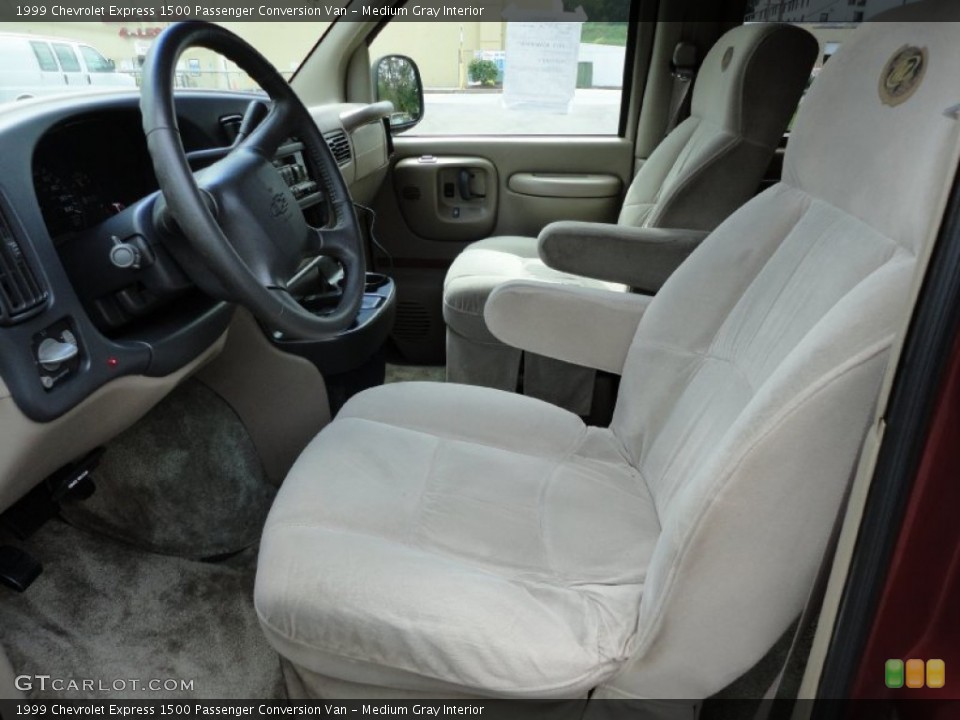 Medium Gray Interior Photo for the 1999 Chevrolet Express 1500 Passenger Conversion Van #53851146