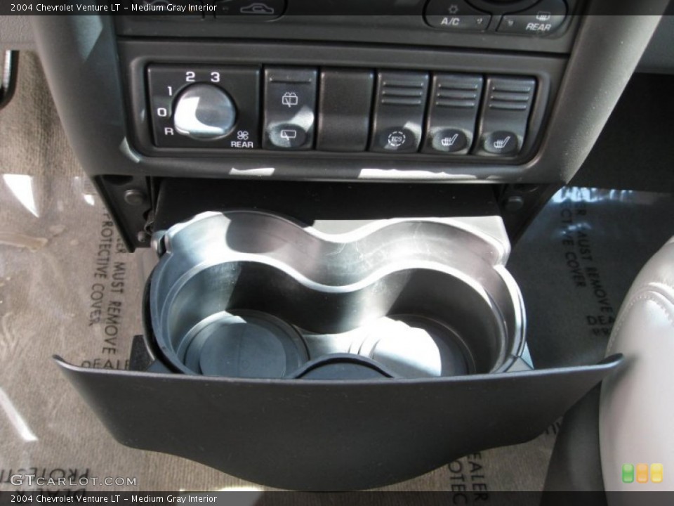 Medium Gray Interior Controls for the 2004 Chevrolet Venture LT #53854467