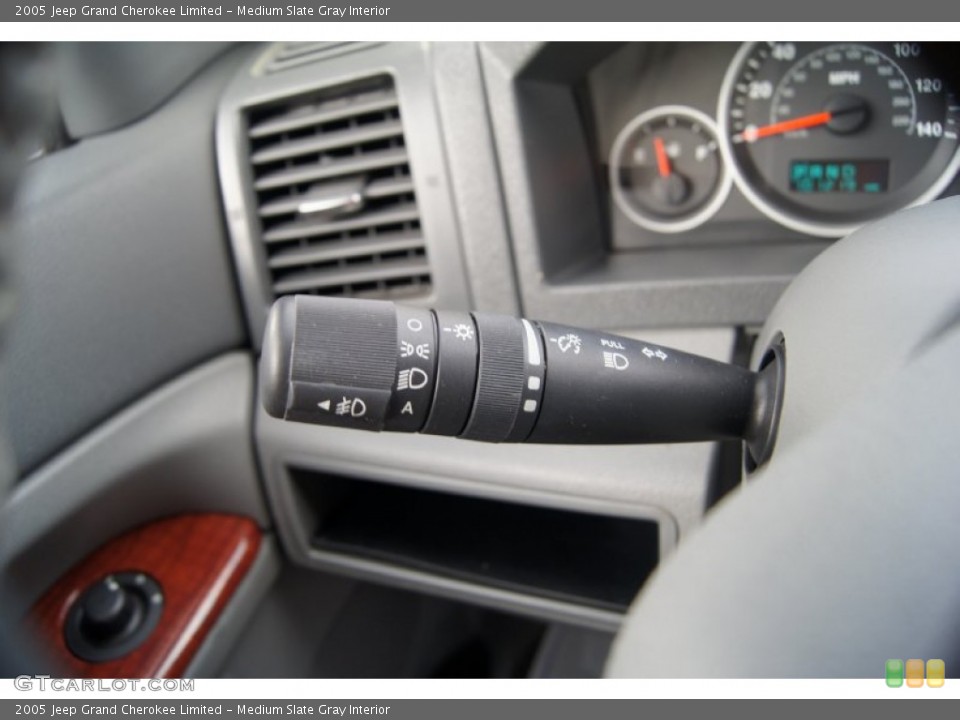 Medium Slate Gray Interior Controls for the 2005 Jeep Grand Cherokee Limited #53855121