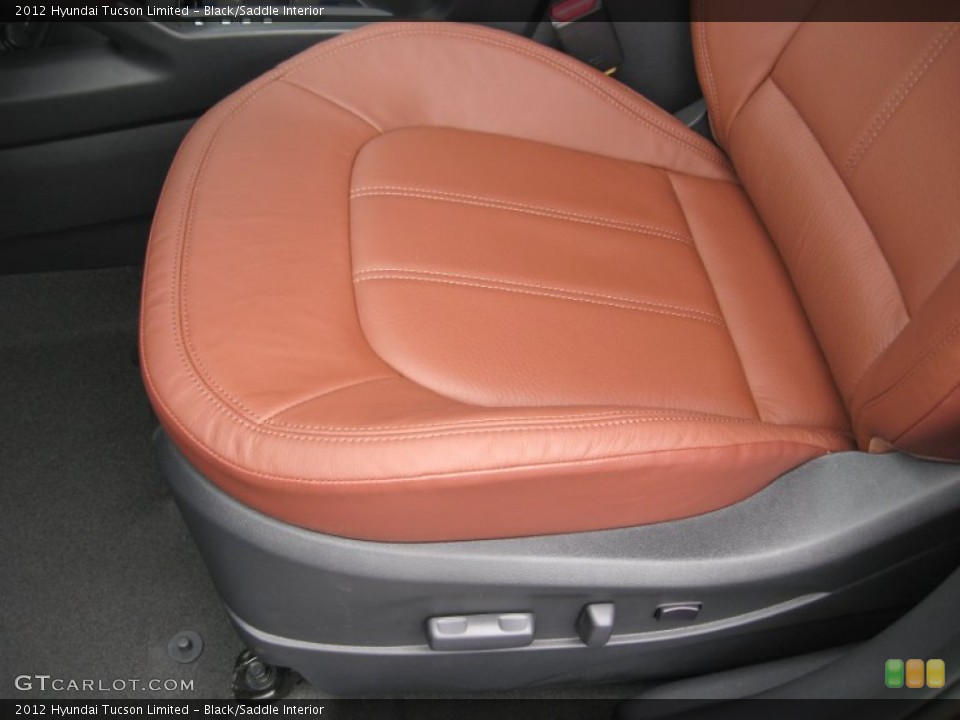 Black/Saddle Interior Photo for the 2012 Hyundai Tucson Limited #53855304