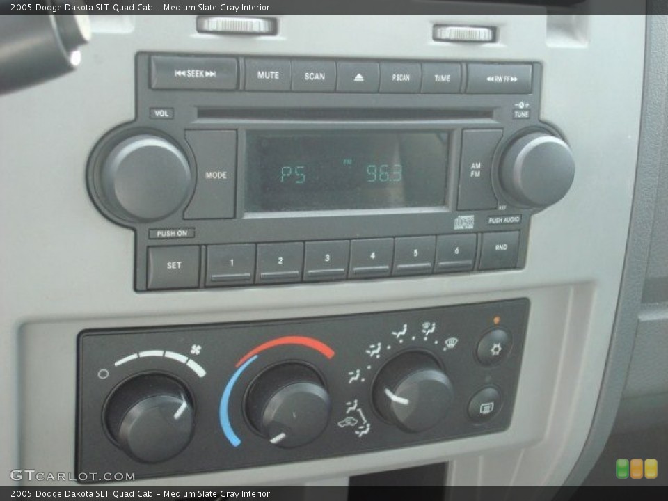 Medium Slate Gray Interior Audio System for the 2005 Dodge Dakota SLT Quad Cab #53856228
