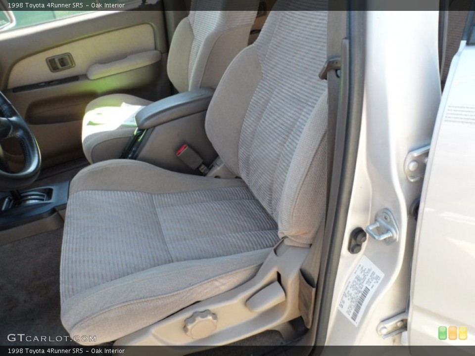 Oak Interior Photo for the 1998 Toyota 4Runner SR5 #53864248