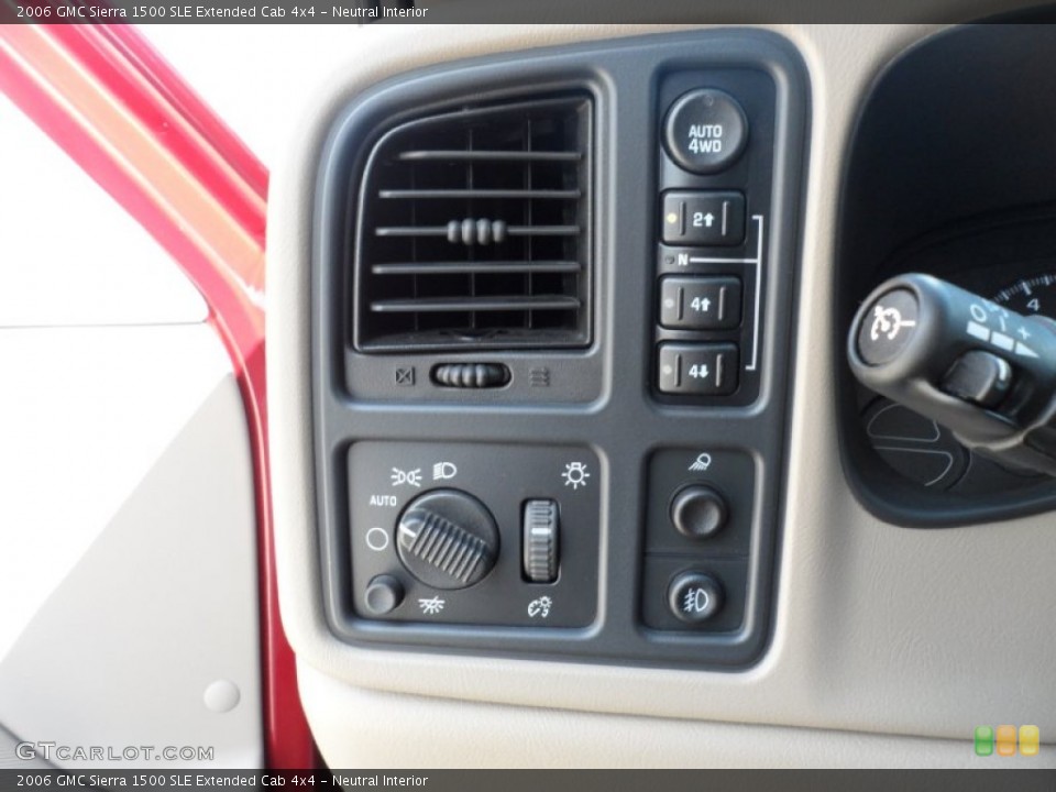 Neutral Interior Controls for the 2006 GMC Sierra 1500 SLE Extended Cab 4x4 #53869816