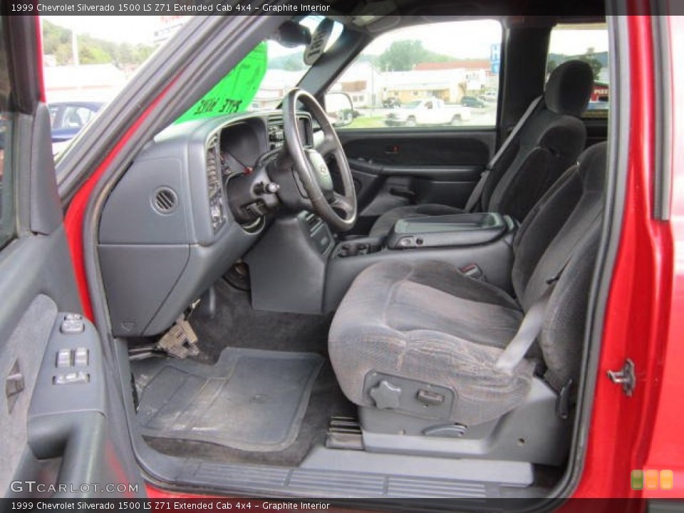 Graphite Interior Photo for the 1999 Chevrolet Silverado 1500 LS Z71 Extended Cab 4x4 #53885021