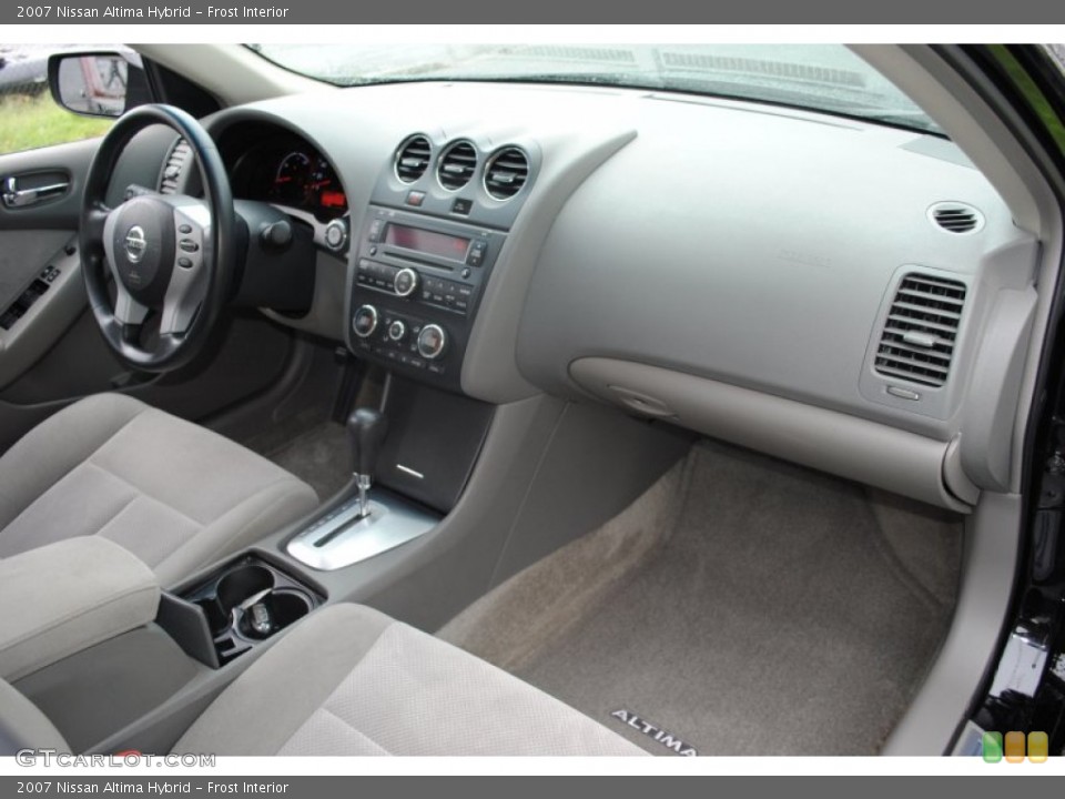 Frost Interior Dashboard For The 2007 Nissan Altima Hybrid