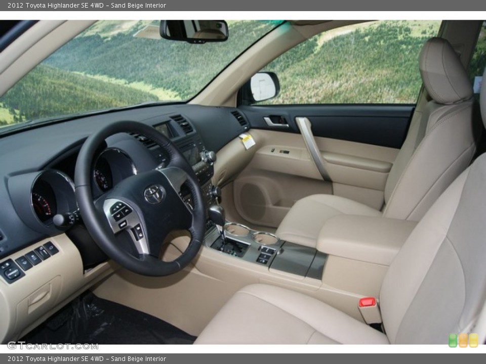 Sand Beige Interior Photo for the 2012 Toyota Highlander SE 4WD #53894897