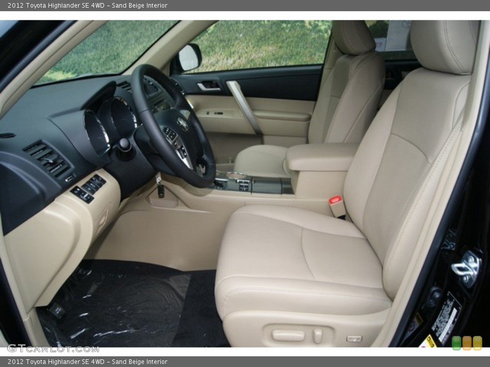 Sand Beige Interior Photo for the 2012 Toyota Highlander SE 4WD #53894909