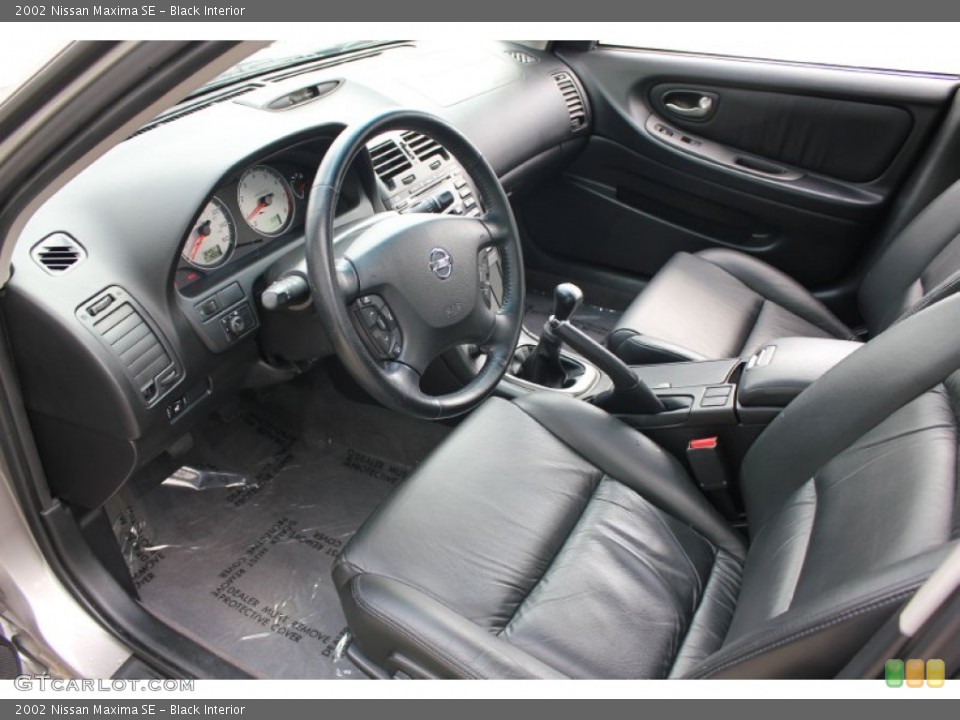 Black Interior Photo for the 2002 Nissan Maxima SE #53896535
