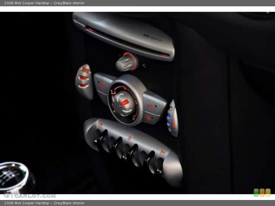 Grey/Black Interior Controls for the 2008 Mini Cooper Hardtop #53902013