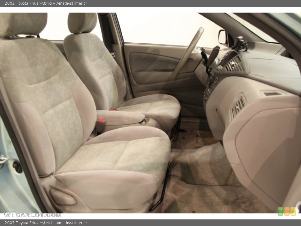 Amethyst Interior Photo for the 2003 Toyota Prius Hybrid #53902325