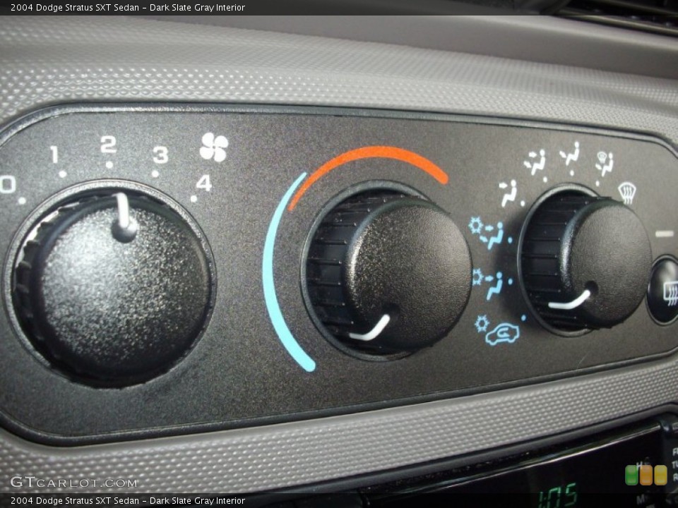 Dark Slate Gray Interior Controls for the 2004 Dodge Stratus SXT Sedan #53906455