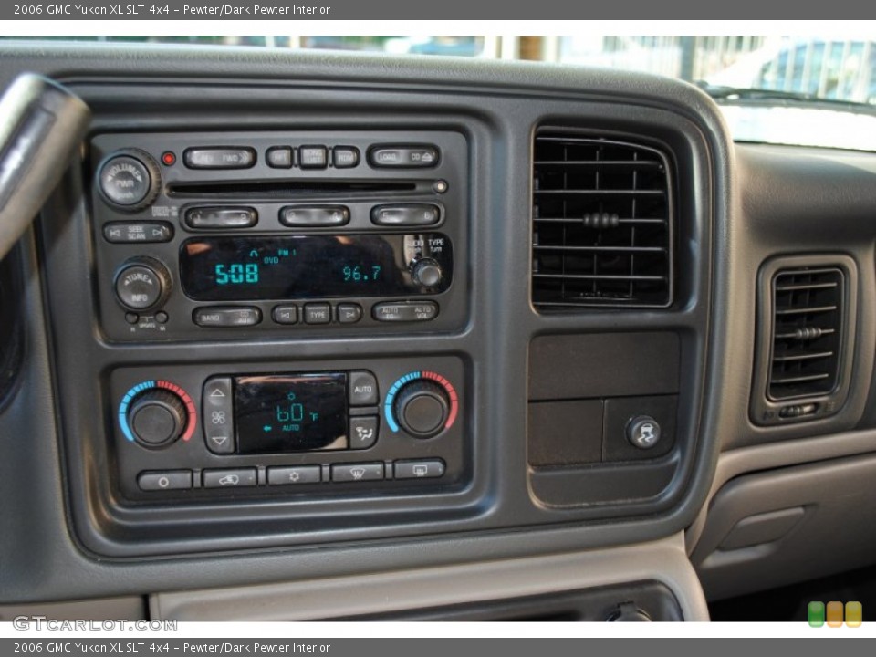Pewter/Dark Pewter Interior Controls for the 2006 GMC Yukon XL SLT 4x4 #53906731