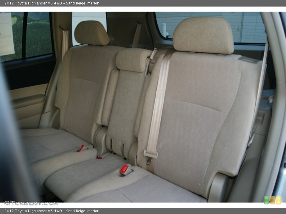Sand Beige Interior Photo for the 2012 Toyota Highlander V6 4WD #53907319