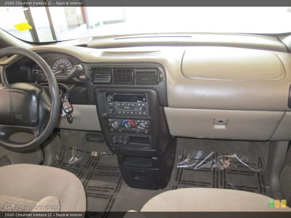 Neutral Interior Dashboard for the 2000 Chevrolet Venture LS #53909416