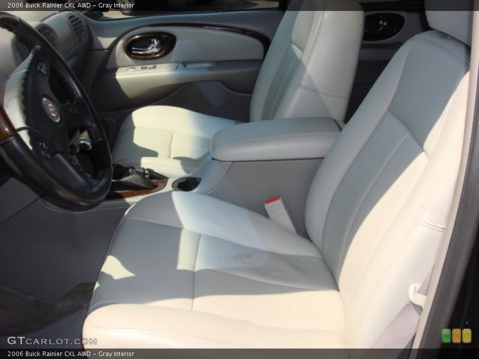 Gray Interior Photo for the 2006 Buick Rainier CXL AWD #53911372