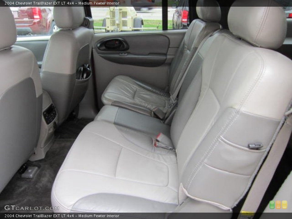Medium Pewter Interior Photo for the 2004 Chevrolet TrailBlazer EXT LT 4x4 #53911822