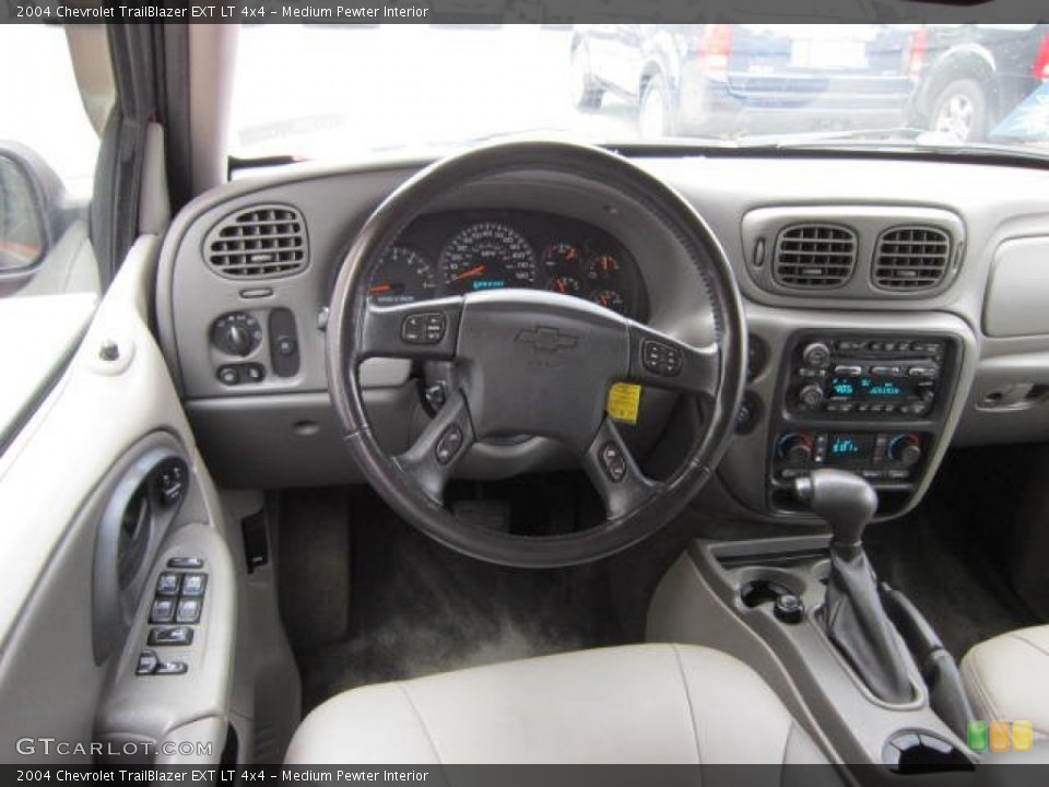 Medium Pewter Interior Dashboard for the 2004 Chevrolet TrailBlazer EXT LT 4x4 #53911834