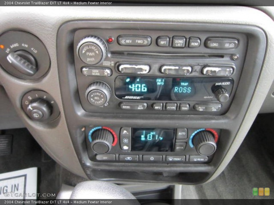 Medium Pewter Interior Audio System for the 2004 Chevrolet TrailBlazer EXT LT 4x4 #53911876