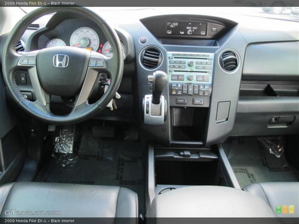 Black Interior Dashboard for the 2009 Honda Pilot EX-L #53913274