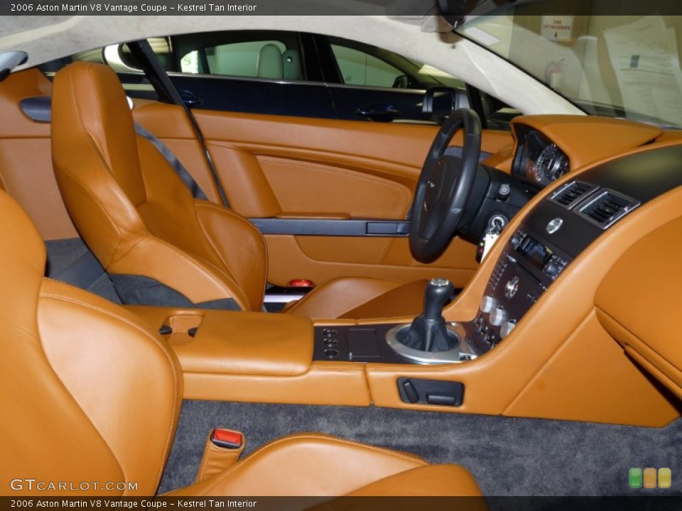 Kestrel Tan Interior Photo for the 2006 Aston Martin V8 Vantage Coupe #53913763