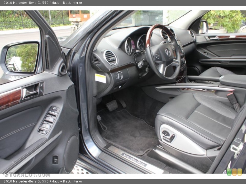 Black Interior Photo for the 2010 Mercedes-Benz GL 550 4Matic #53916172