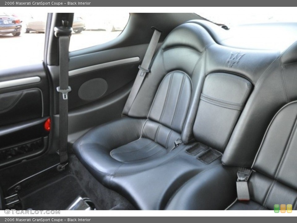 Black Interior Photo for the 2006 Maserati GranSport Coupe #53937955