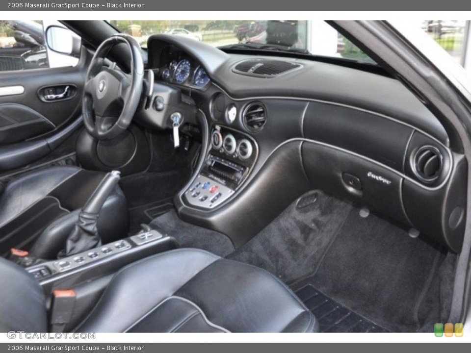 Black Interior Dashboard for the 2006 Maserati GranSport Coupe #53937964