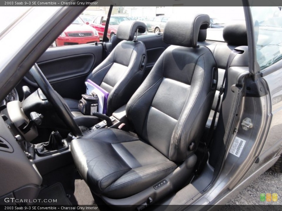Charcoal Grey Interior Photo for the 2003 Saab 9-3 SE Convertible #53942288