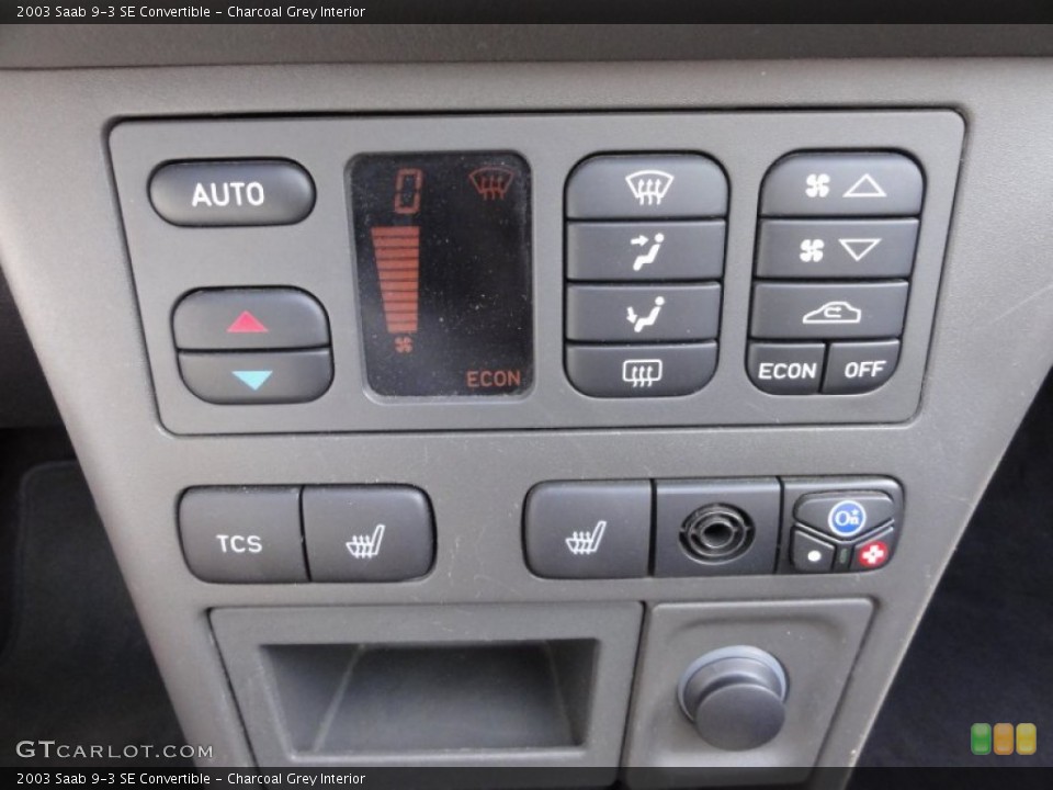 Charcoal Grey Interior Controls for the 2003 Saab 9-3 SE Convertible #53942471