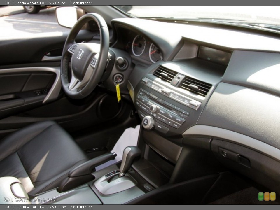 Black Interior Photo for the 2011 Honda Accord EX-L V6 Coupe #53942591