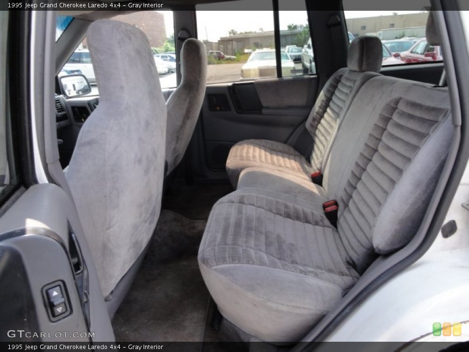 Gray Interior Photo for the 1995 Jeep Grand Cherokee Laredo 4x4 #53943272