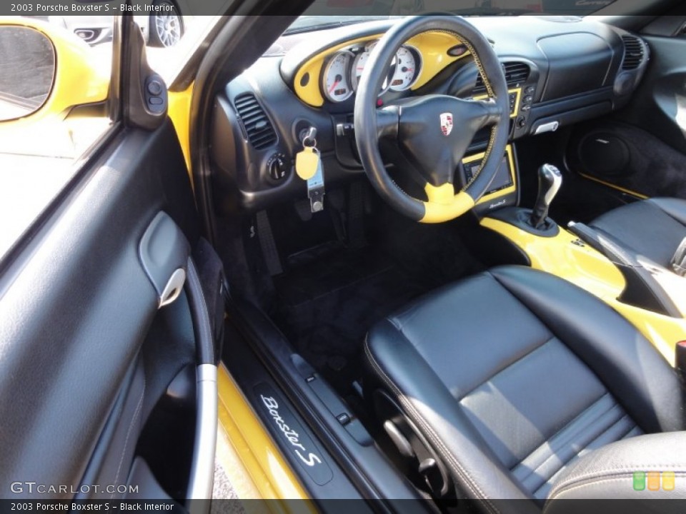 Black Interior Photo for the 2003 Porsche Boxster S #53948207