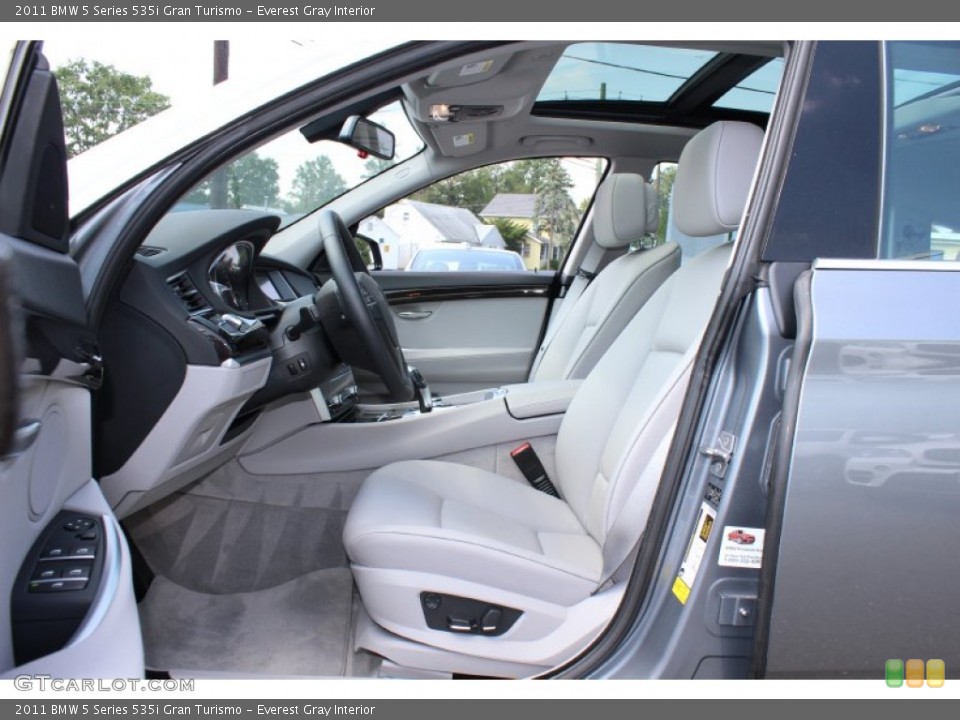 Everest Gray Interior Photo for the 2011 BMW 5 Series 535i Gran Turismo #53954972