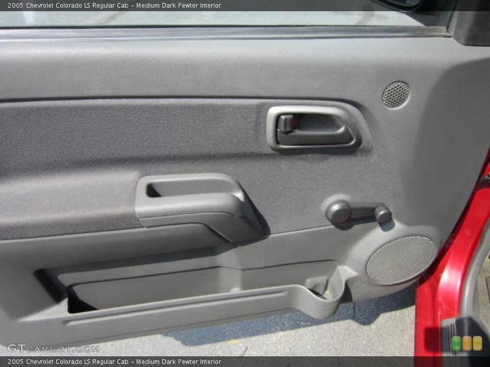 Medium Dark Pewter Interior Door Panel for the 2005 Chevrolet Colorado LS Regular Cab #53956382