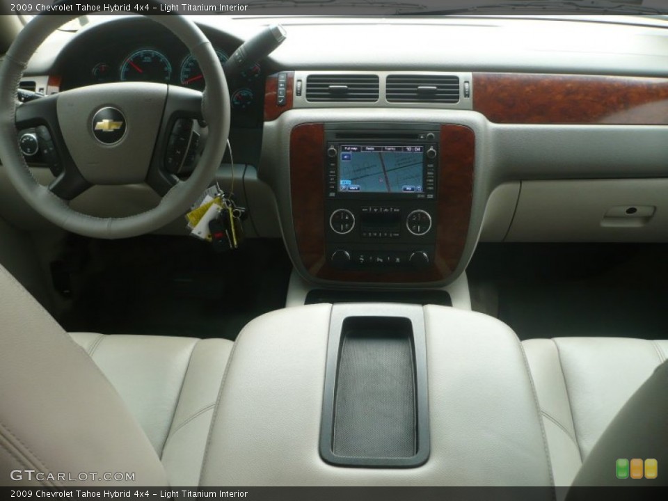 Light Titanium Interior Dashboard for the 2009 Chevrolet Tahoe Hybrid 4x4 #53963531