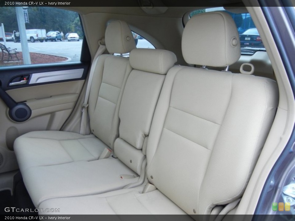 Ivory Interior Photo for the 2010 Honda CR-V LX #53967068