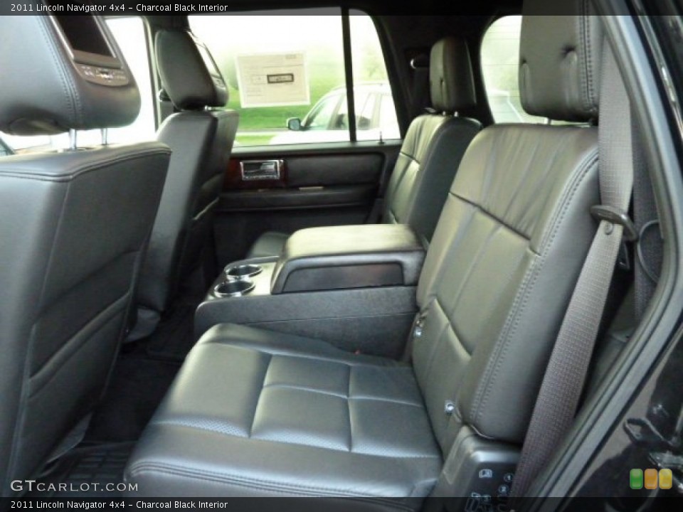Charcoal Black Interior Photo for the 2011 Lincoln Navigator 4x4 #53967335