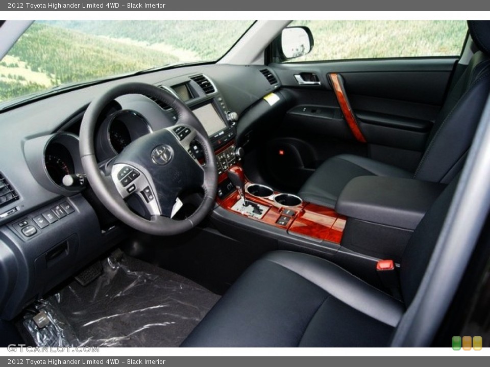 Black Interior Photo for the 2012 Toyota Highlander Limited 4WD #53970102