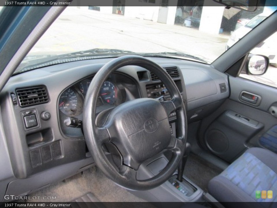 Gray Interior Photo for the 1997 Toyota RAV4 4WD #53975061
