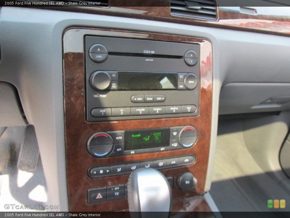 Shale Grey Interior Audio System for the 2005 Ford Five Hundred SEL AWD #53975451