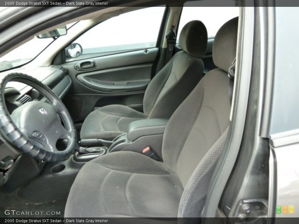 Dark Slate Gray Interior Photo for the 2005 Dodge Stratus SXT Sedan #53984888