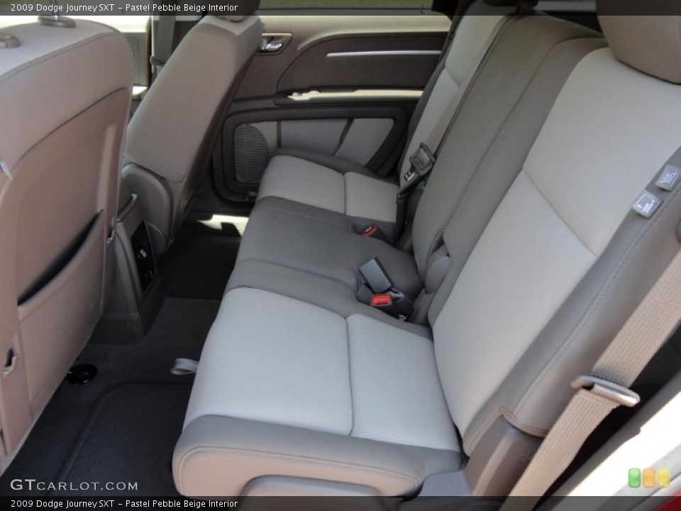 Pastel Pebble Beige Interior Photo for the 2009 Dodge Journey SXT #53985665