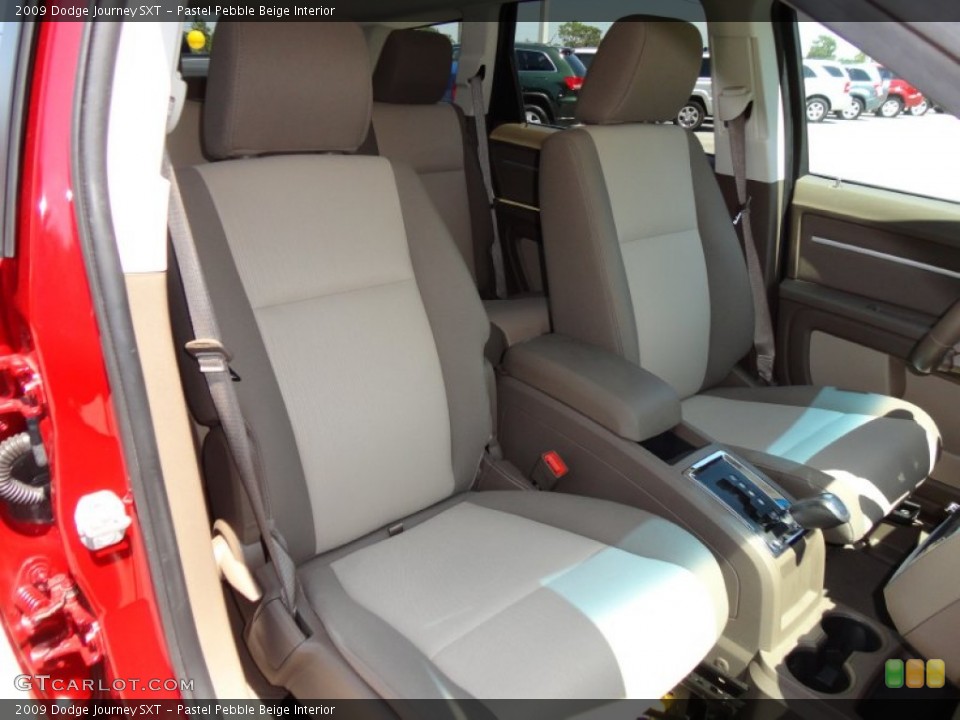 Pastel Pebble Beige Interior Photo for the 2009 Dodge Journey SXT #53985758