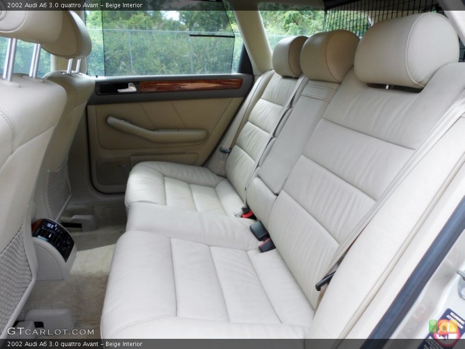 Beige Interior Photo for the 2002 Audi A6 3.0 quattro Avant #53985884